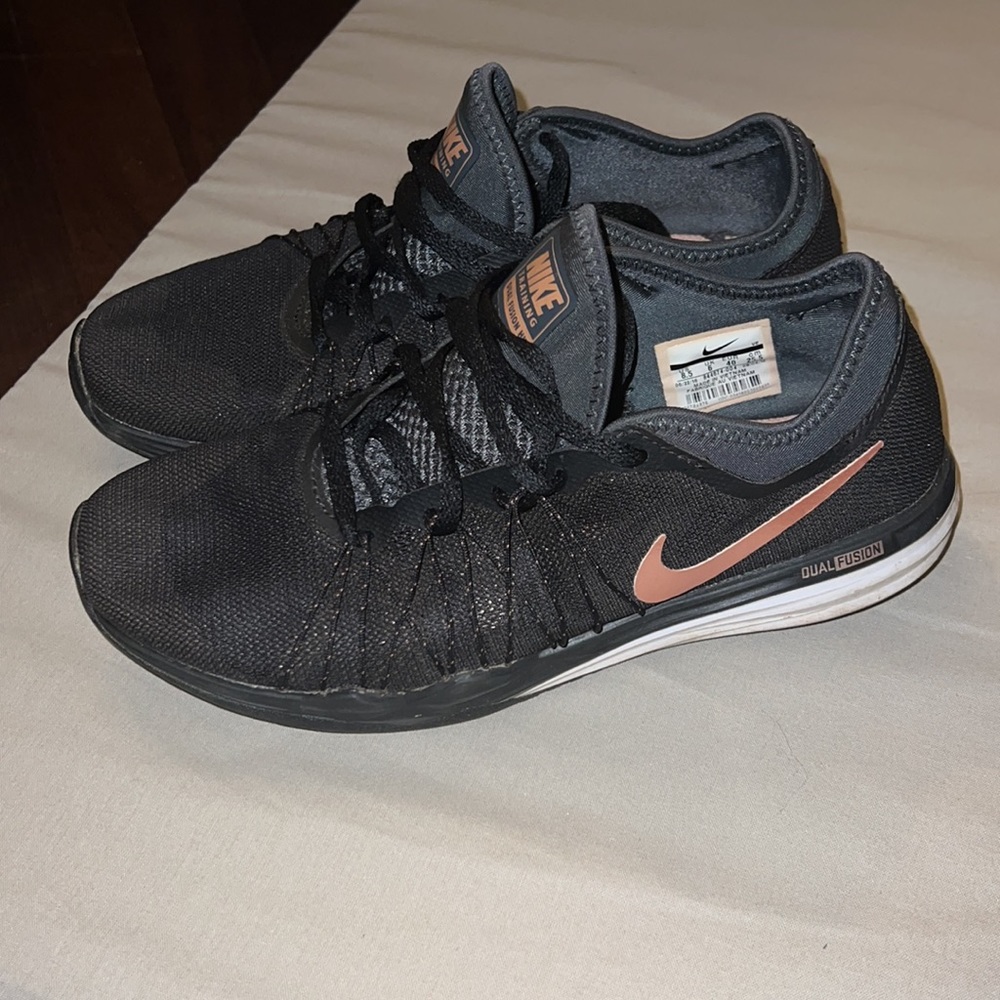 Nike Dual Fusion Hit like new